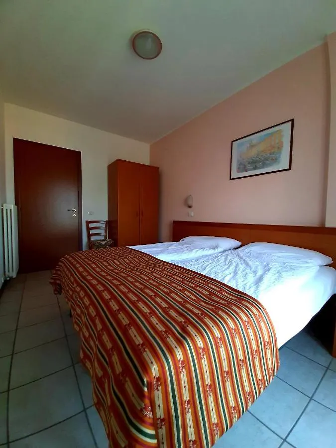 Appartamenti Elisabeth Brenzone sul Garda İtalya